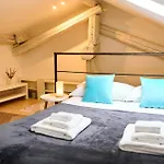 Riverside Loft Navigli - 110mq, 2br, 2bath, Sleeps 6
