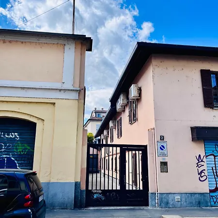 Riverside Loft Navigli - Spacious Two-bedroom Apartment