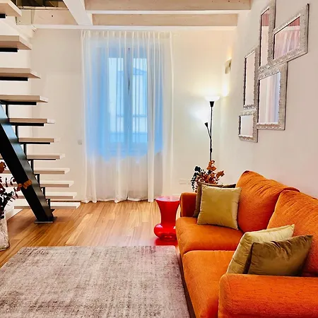 アパート Riverside Loft Navigli - 110mq, 2br, 2bath, Sleeps 6 ミラノ