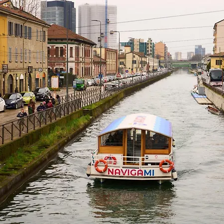 Riverside Loft Navigli - 110mq, 2br, 2bath, Sleeps 6 * ミラノ