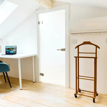 Apartment Riverside Loft Navigli - Spacious Two-bedroom