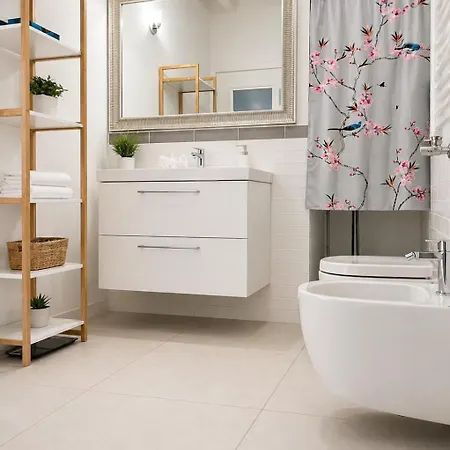 2 Levels Navigli Family Loft - 110mq, 2br, 2bath, 6 Guests アパート *