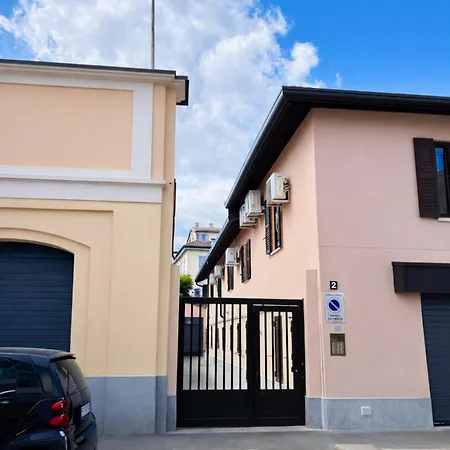 アパート 2 Levels Navigli Family Loft - 110mq, 2br, 2bath, 6 Guests *