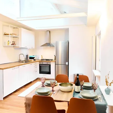 Riverside Loft Navigli - Spacious Two-bedroom Апартаменты Милан